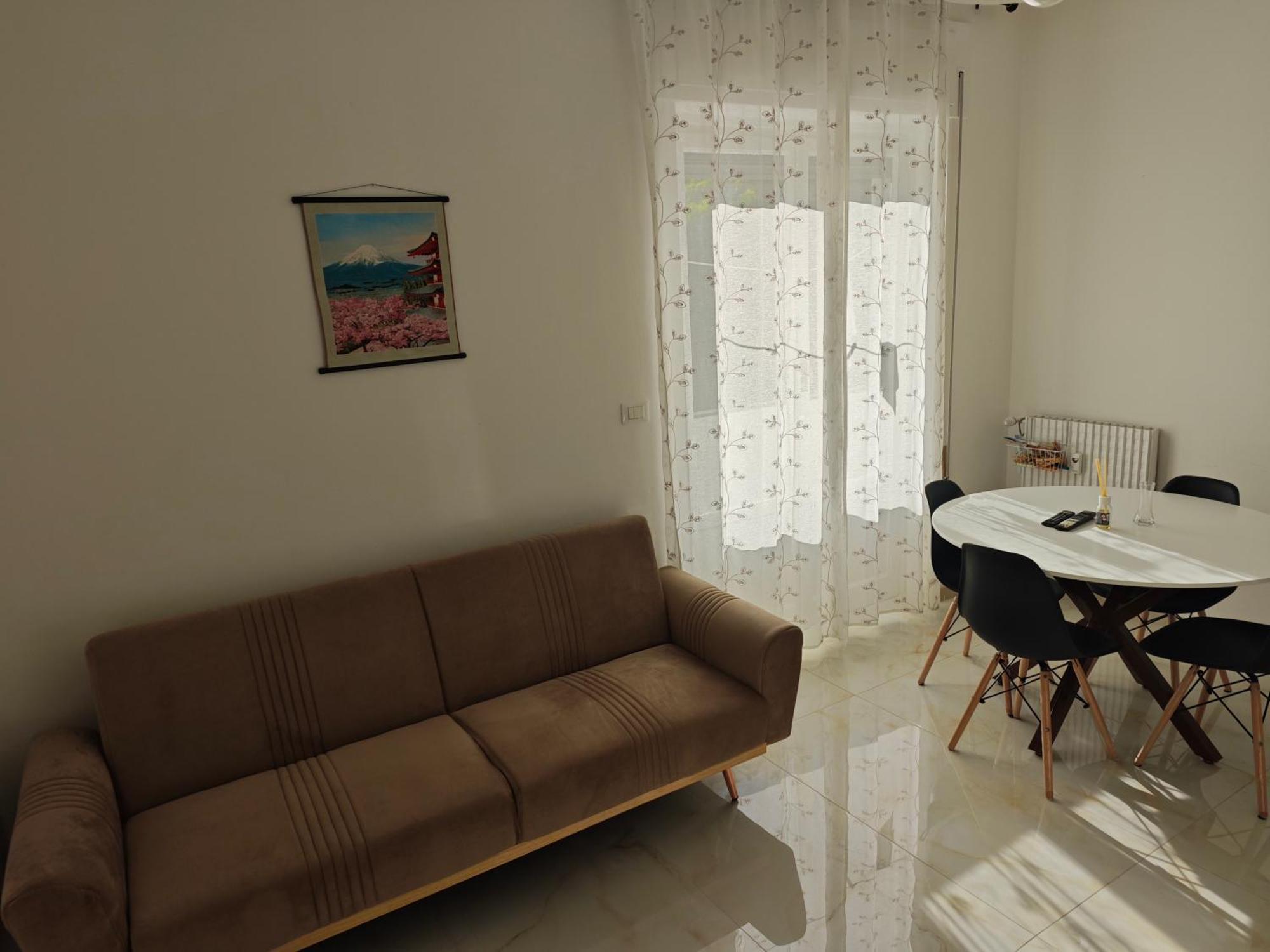 Reale Modern Flat Apartment *